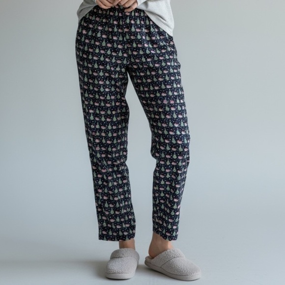 Vineyard Vines Santa Whale Girls XL or Women’s Small Lounge Pants - Picture 1 of 7